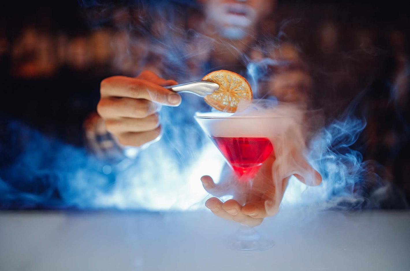 With our American Cherry smoker, smoke dusts, and torch, you'll be able to make the best smoked whiskey drinks ever. Start exploring a new world of flavor possibilities and buy now!